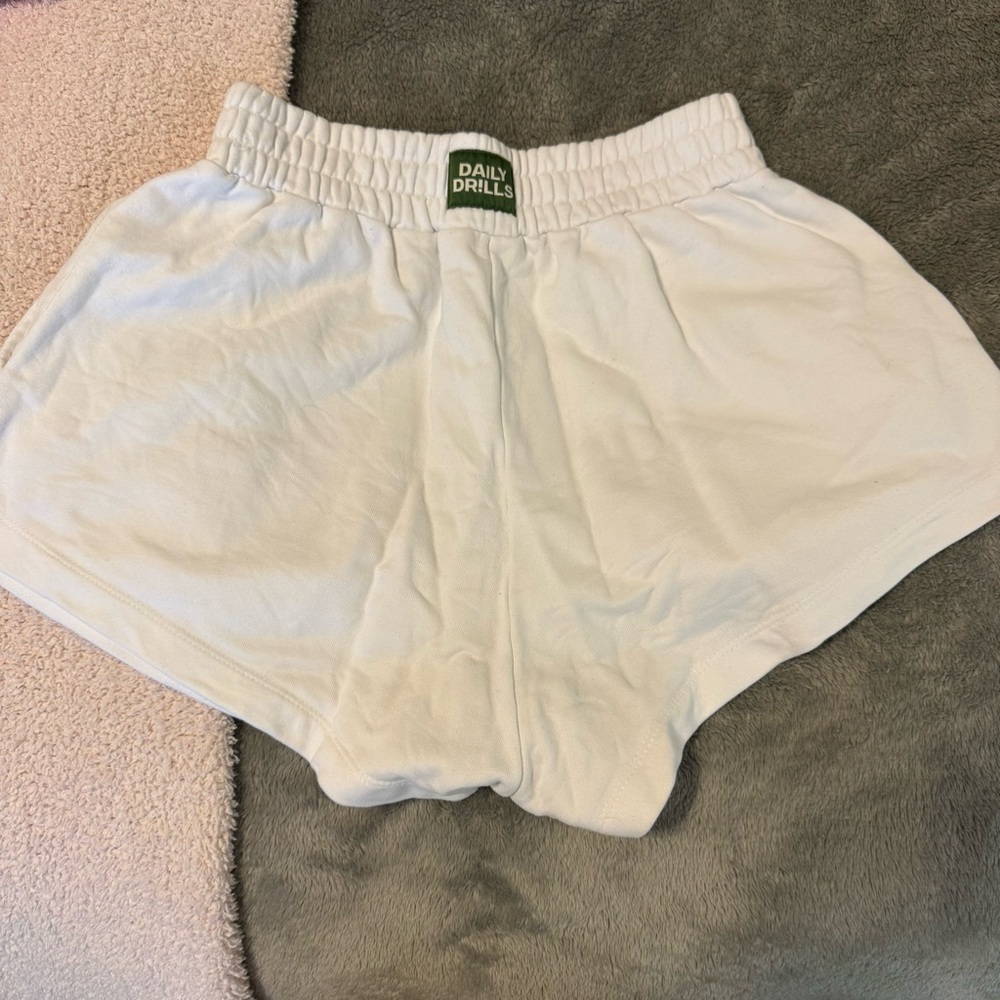 Daily Drills Super Shorts - White